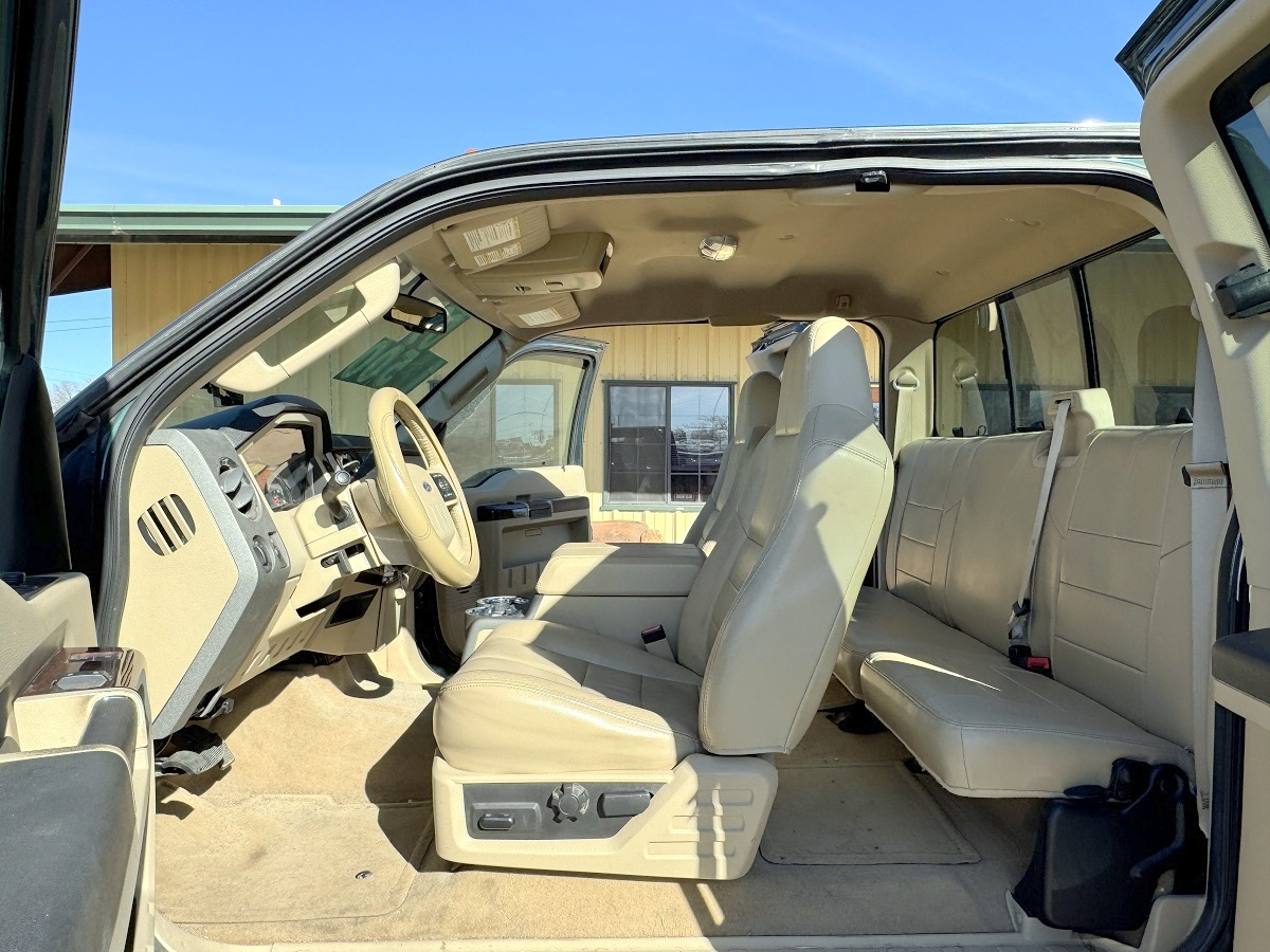 Ford Super Duty F-250 SRW  2009