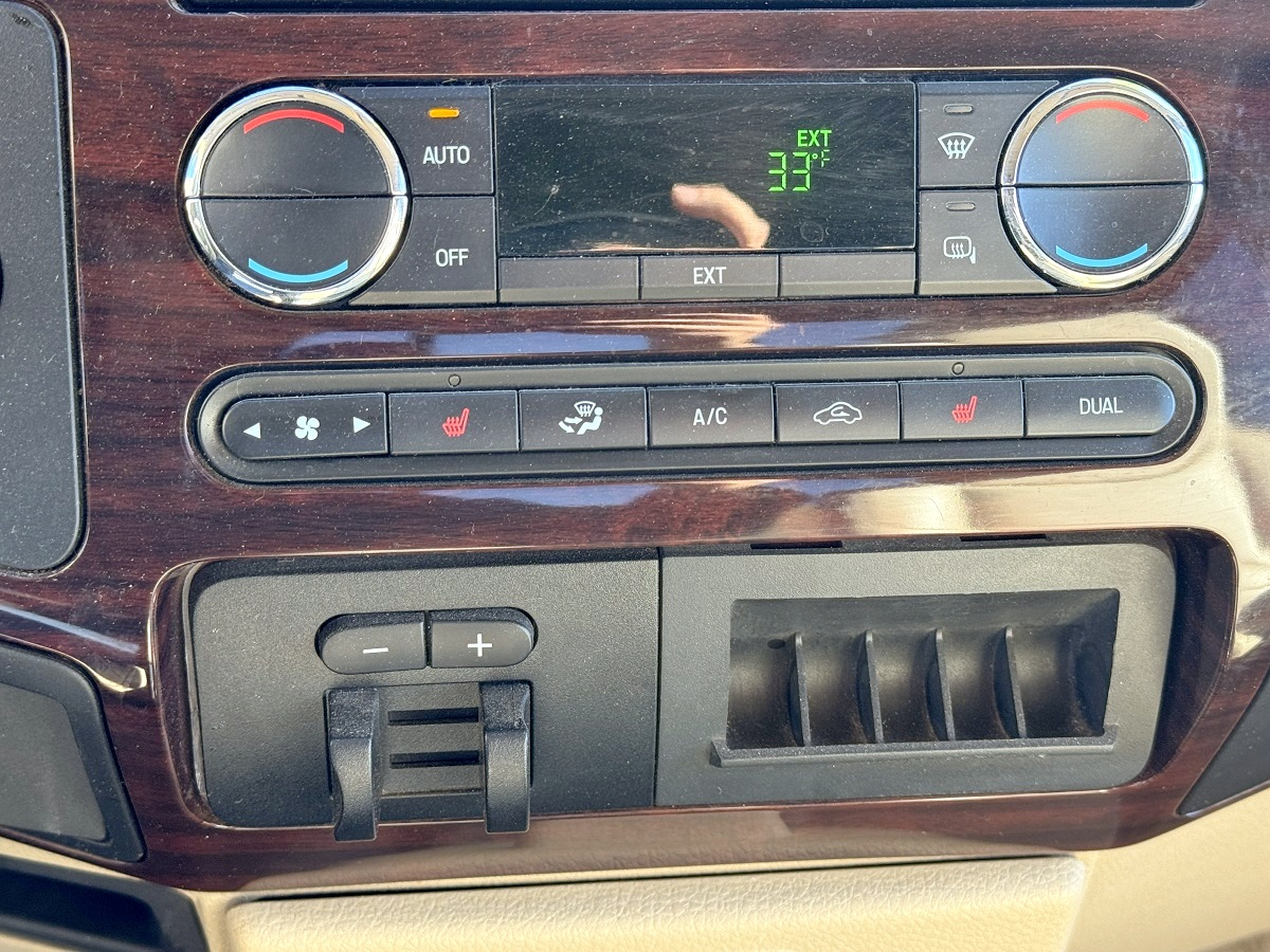 Ford Super Duty F-250 SRW  2009