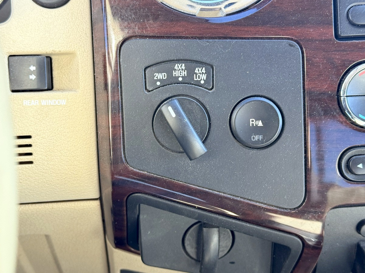 Ford Super Duty F-250 SRW  2009