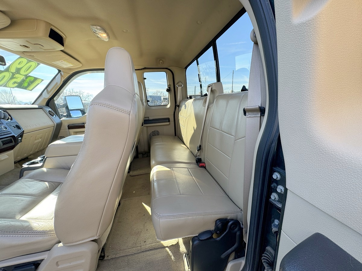 Ford Super Duty F-250 SRW  2009