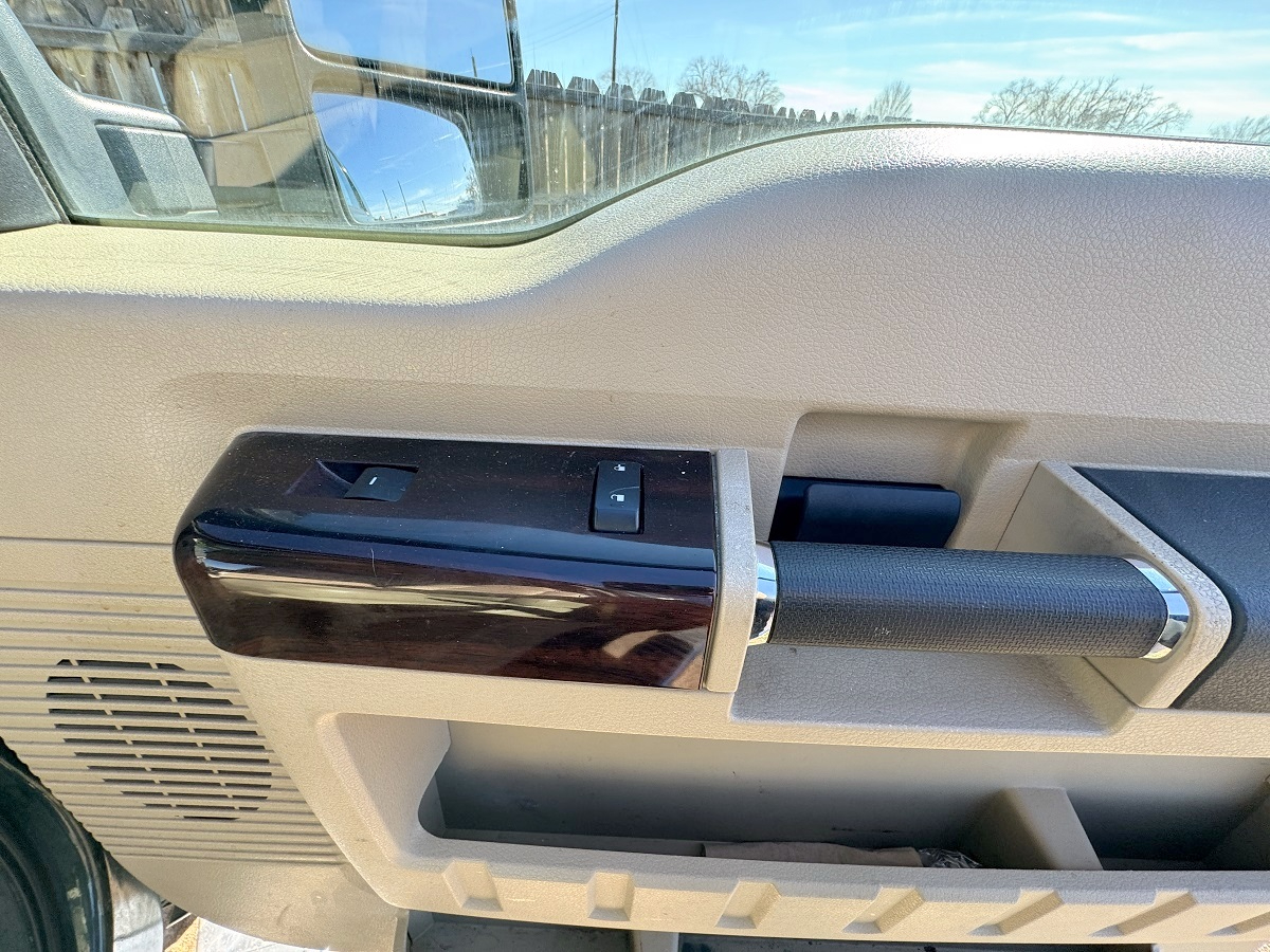 Ford Super Duty F-250 SRW  2009