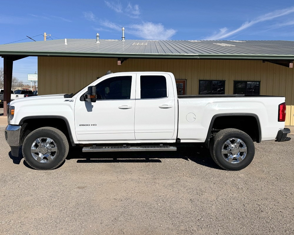 GMC Sierra 2500HD SLE Double Cab 4WD 2017
