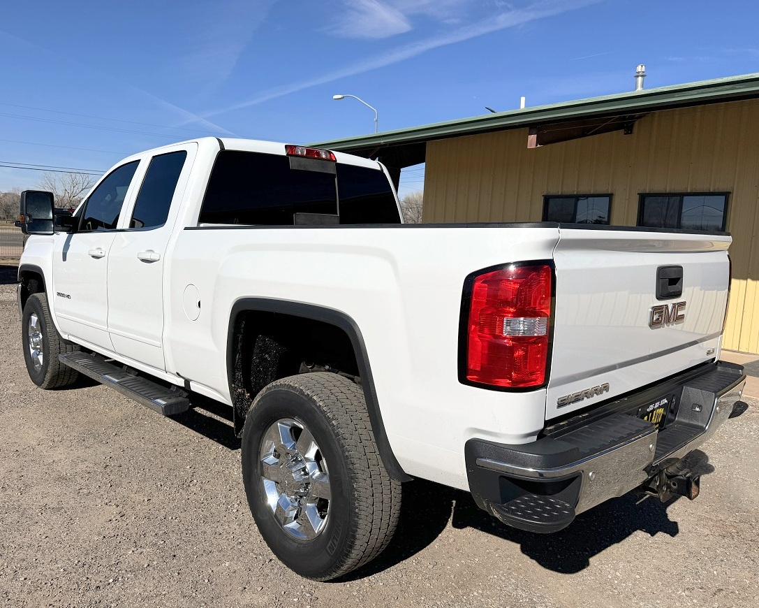 GMC Sierra 2500HD SLE Double Cab 4WD 2017