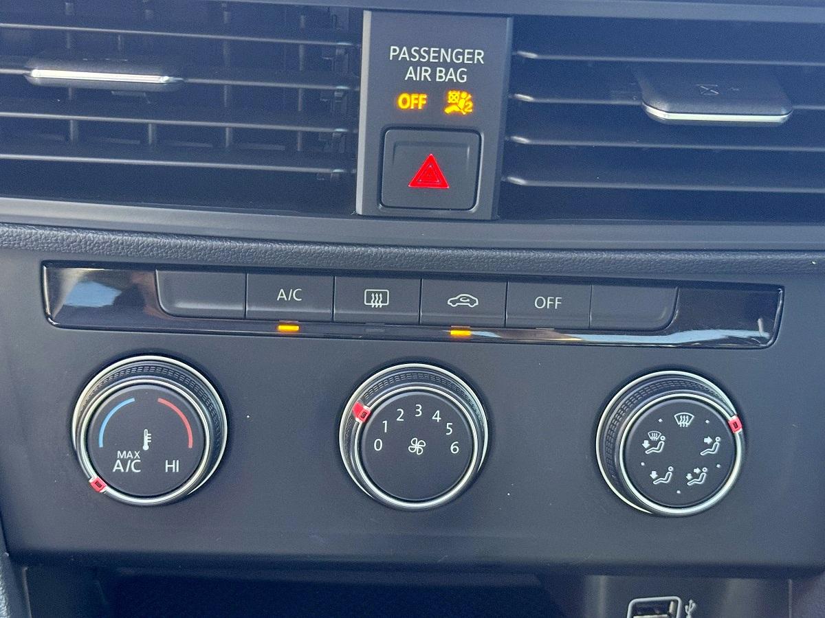 Volkswagen Jetta  2019