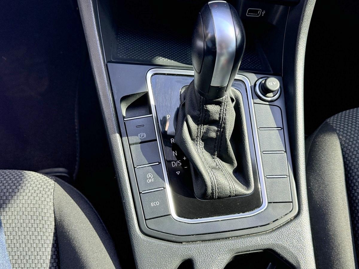 Volkswagen Jetta  2019