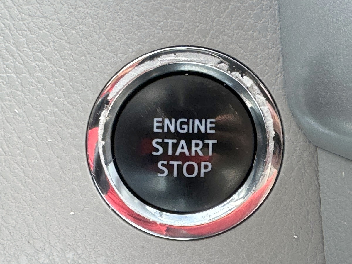 Toyota Highlander XLE V6 AWD (Natl) 2015