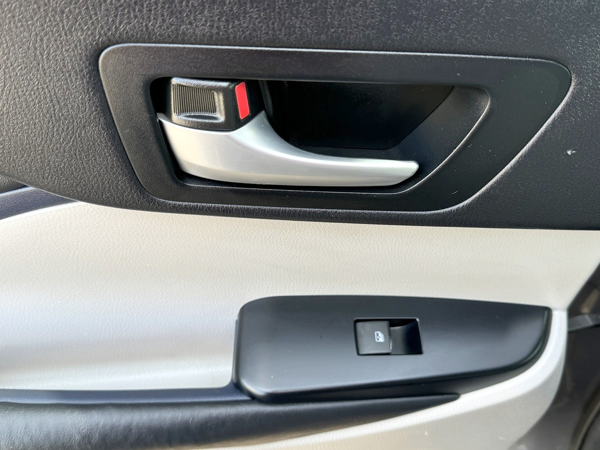 Toyota Highlander XLE V6 AWD (Natl) 2015