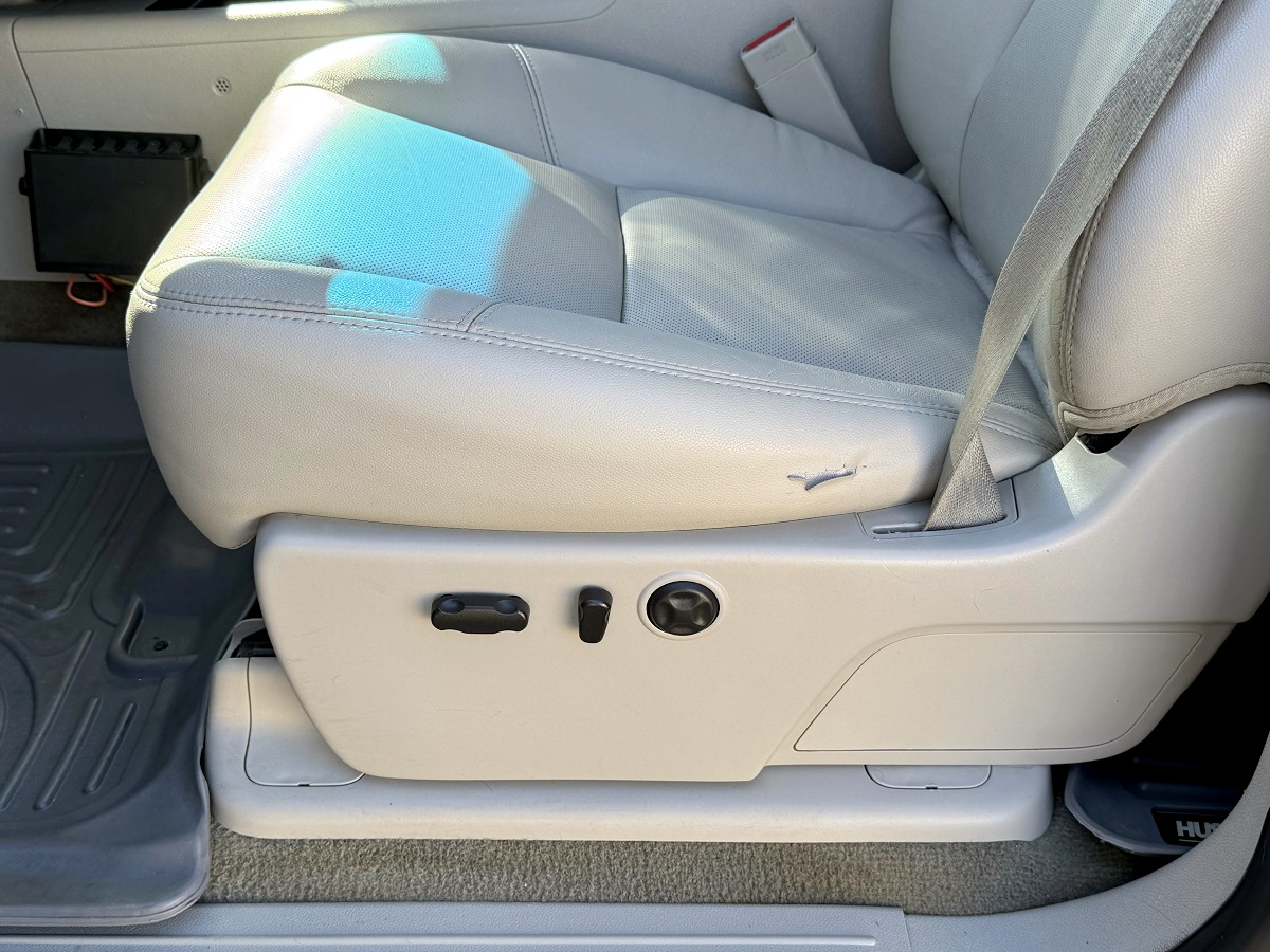 Chevrolet Silverado 3500HD  2012