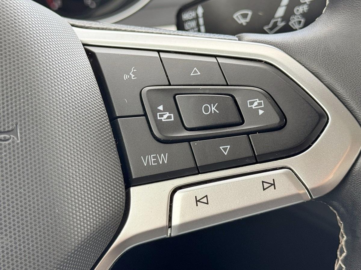 Volkswagen Atlas 3.6L V6 SE w/Technology 4MOTION *Ltd Avail* 2021