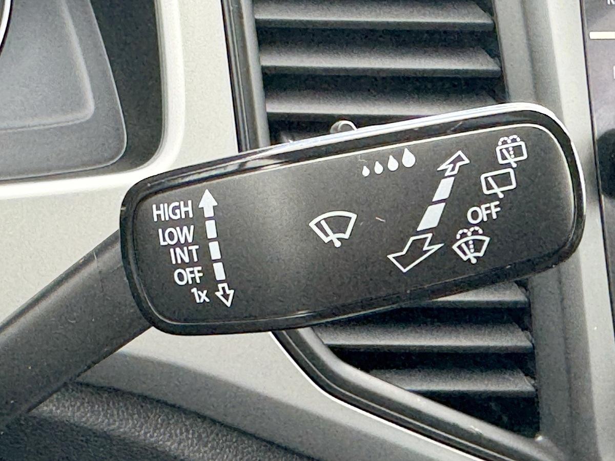 Volkswagen Atlas 3.6L V6 SE w/Technology 4MOTION *Ltd Avail* 2021