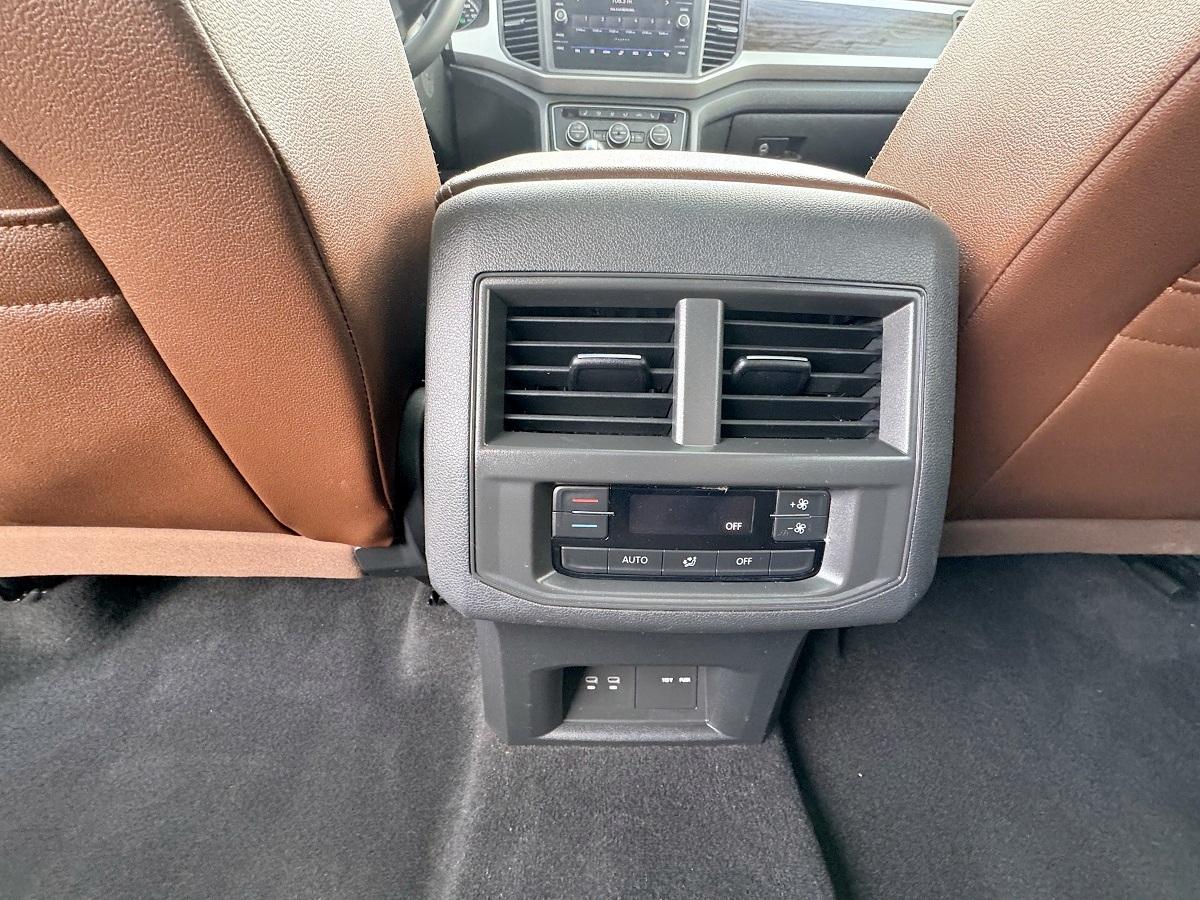 Volkswagen Atlas 3.6L V6 SE w/Technology 4MOTION *Ltd Avail* 2021