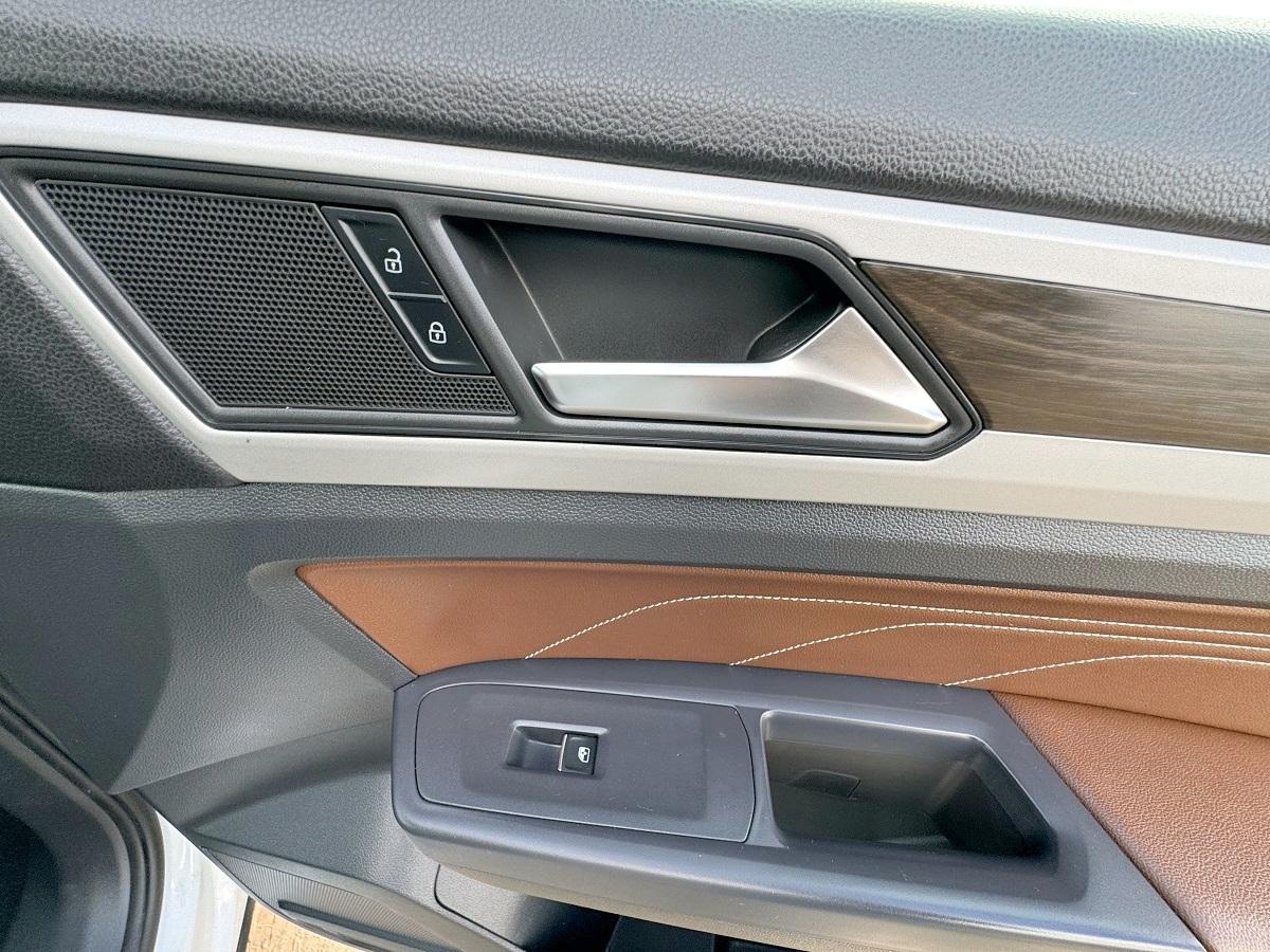 Volkswagen Atlas 3.6L V6 SE w/Technology 4MOTION *Ltd Avail* 2021