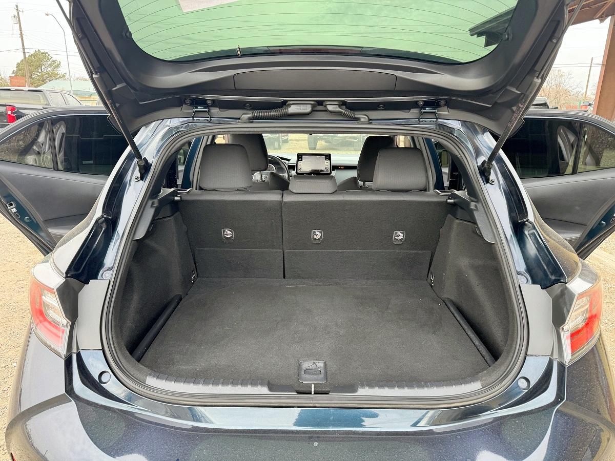 Toyota Corolla Hatchback SE CVT (Natl) 2019