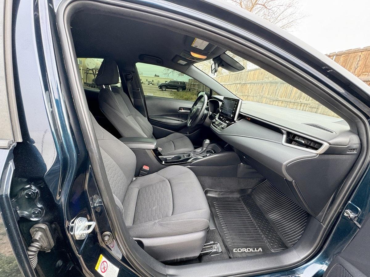 Toyota Corolla Hatchback SE CVT (Natl) 2019