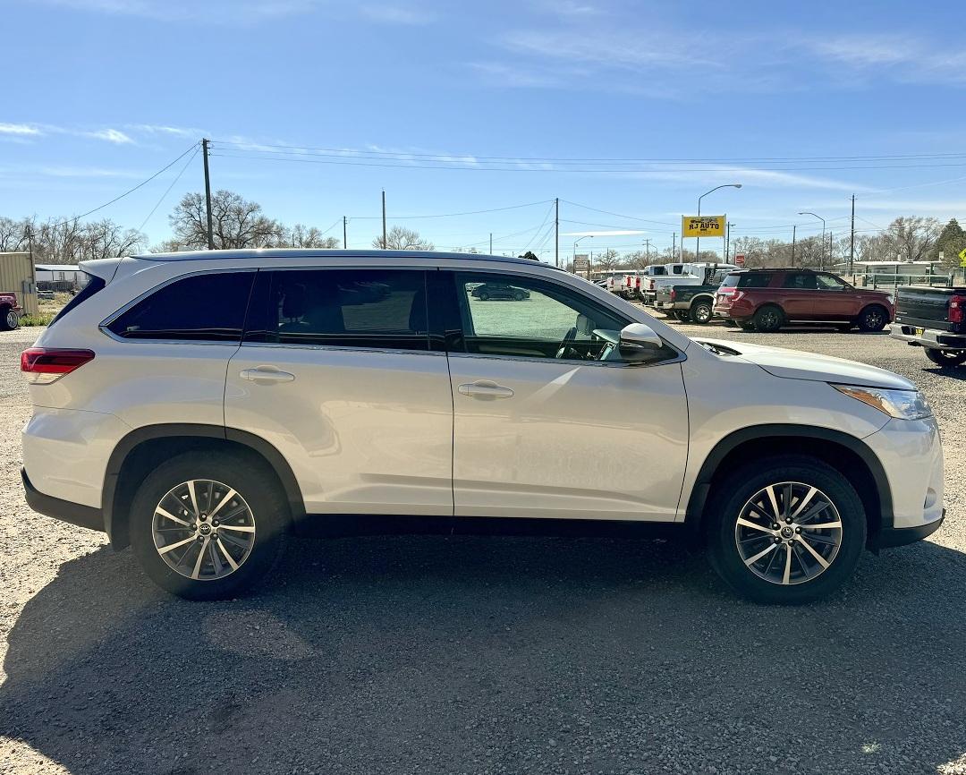 Toyota Highlander XLE V6 AWD (Natl) 2019