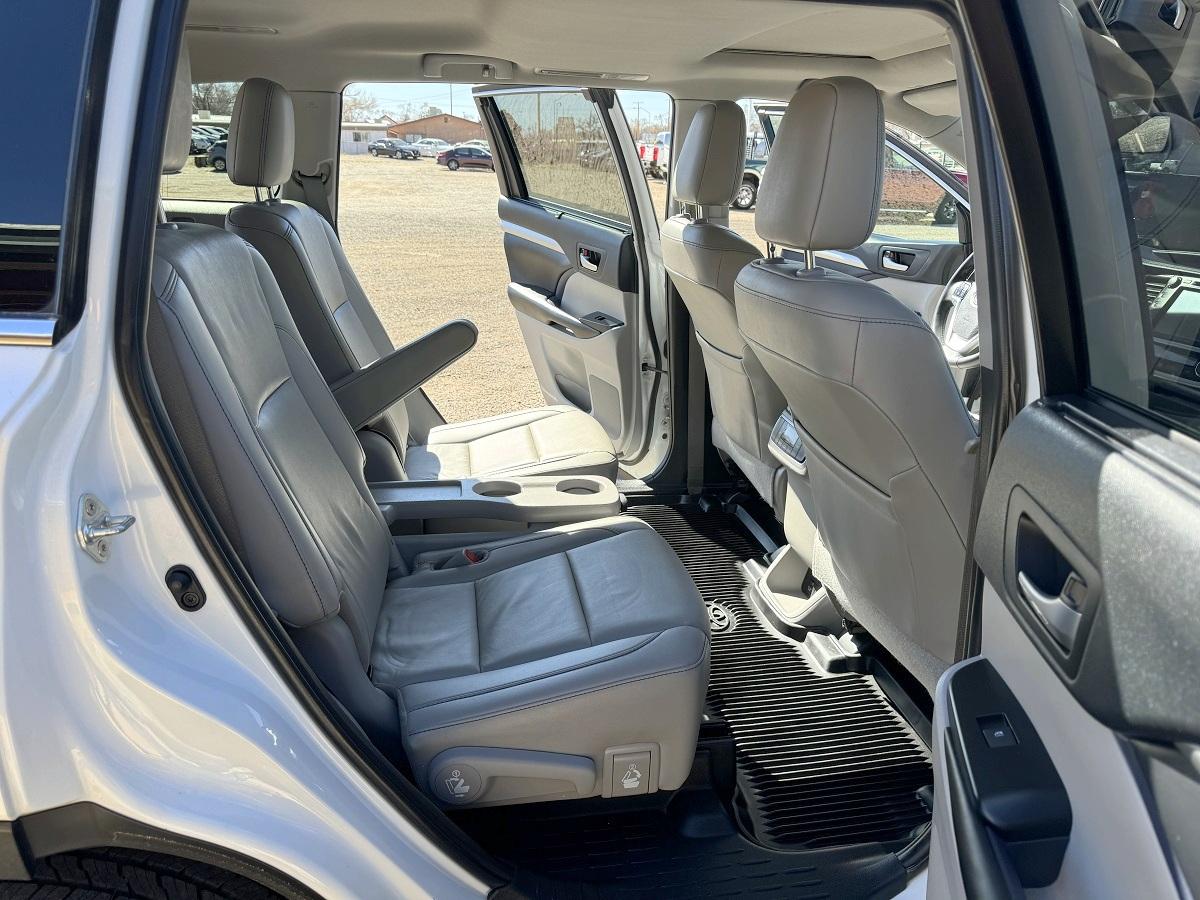 Toyota Highlander XLE V6 AWD (Natl) 2019