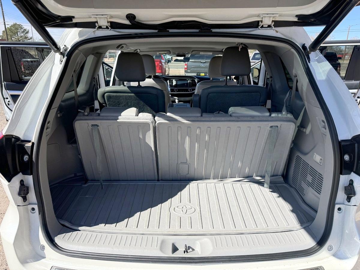 Toyota Highlander XLE V6 AWD (Natl) 2019