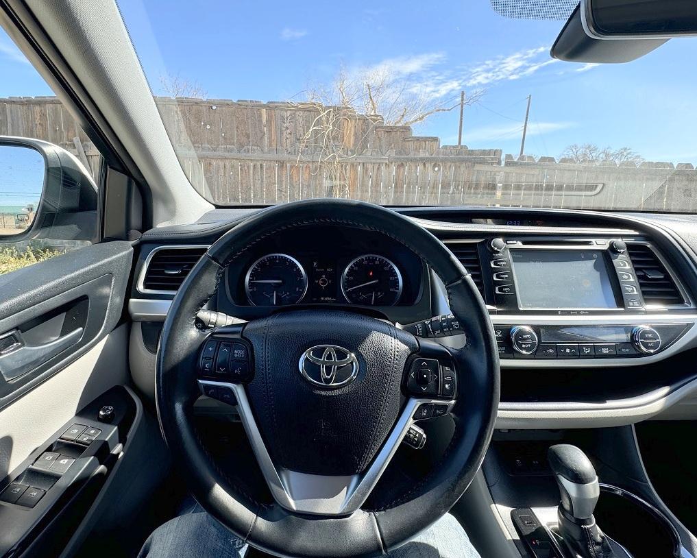 Toyota Highlander XLE V6 AWD (Natl) 2019