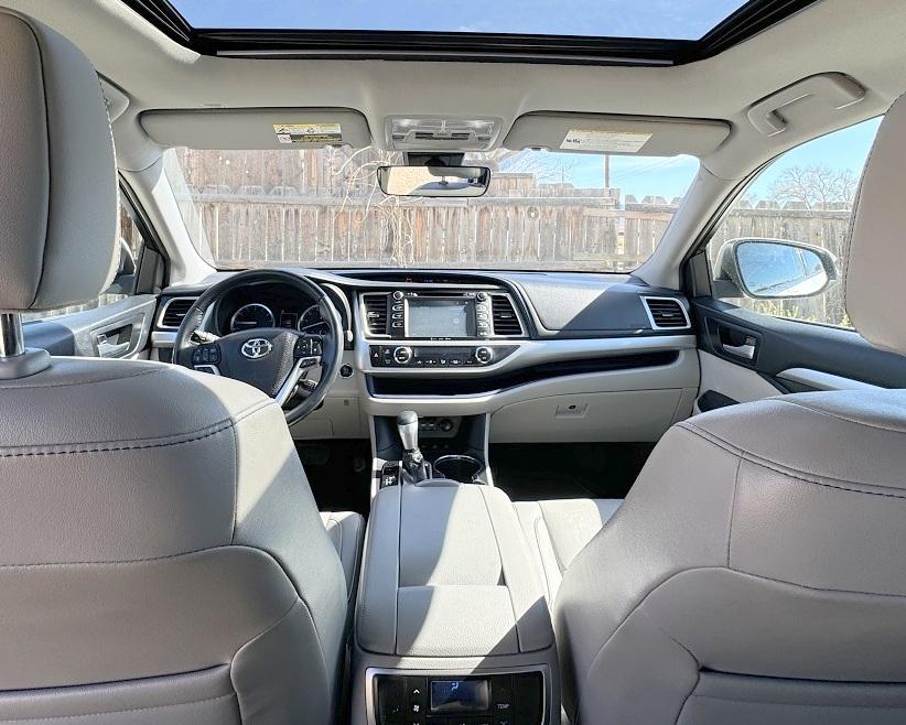 Toyota Highlander XLE V6 AWD (Natl) 2019