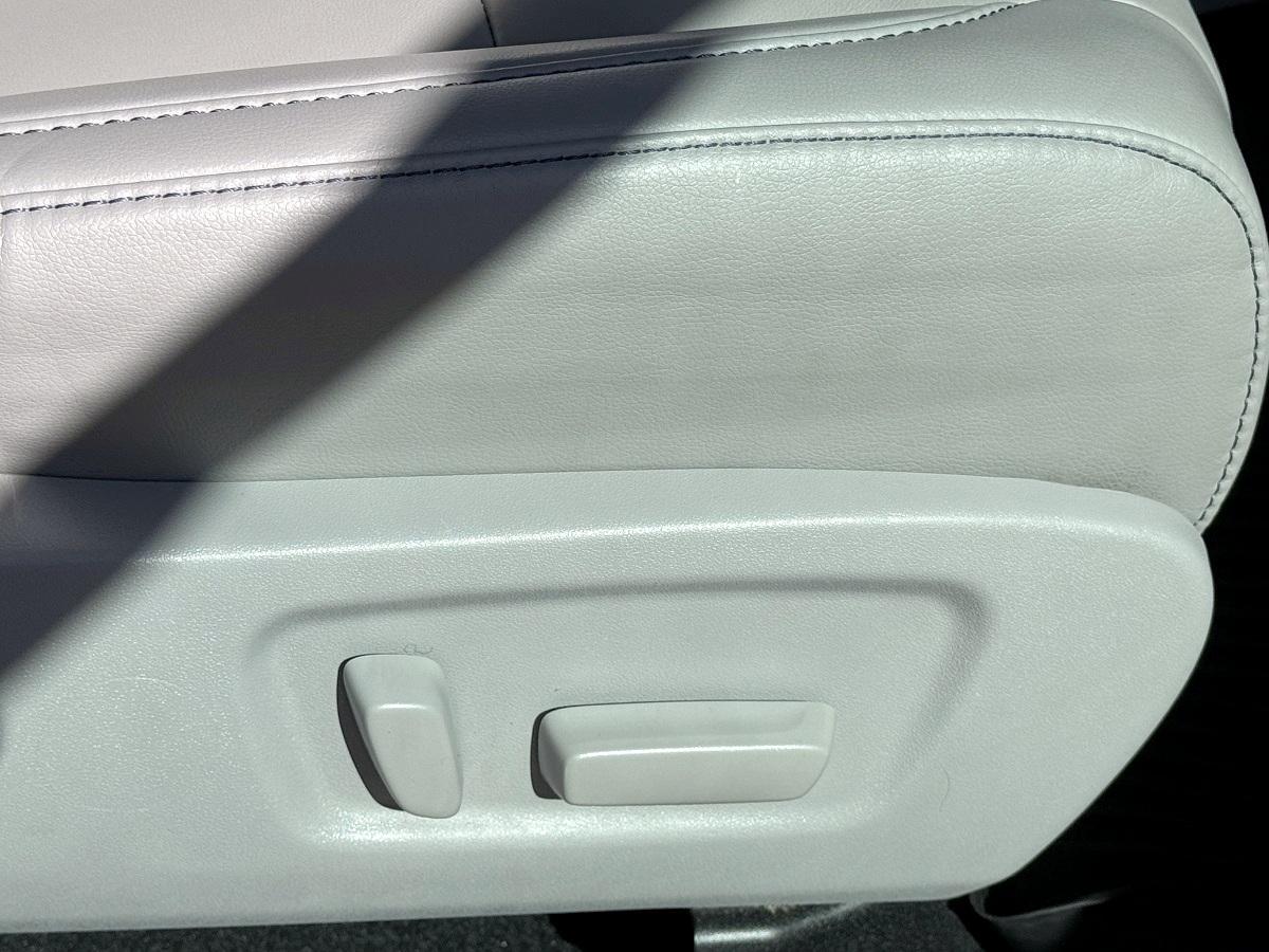 Toyota Highlander XLE V6 AWD (Natl) 2019