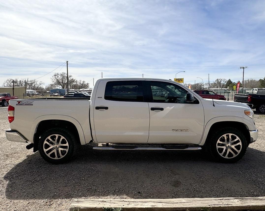 Toyota Tundra 2WD  2017