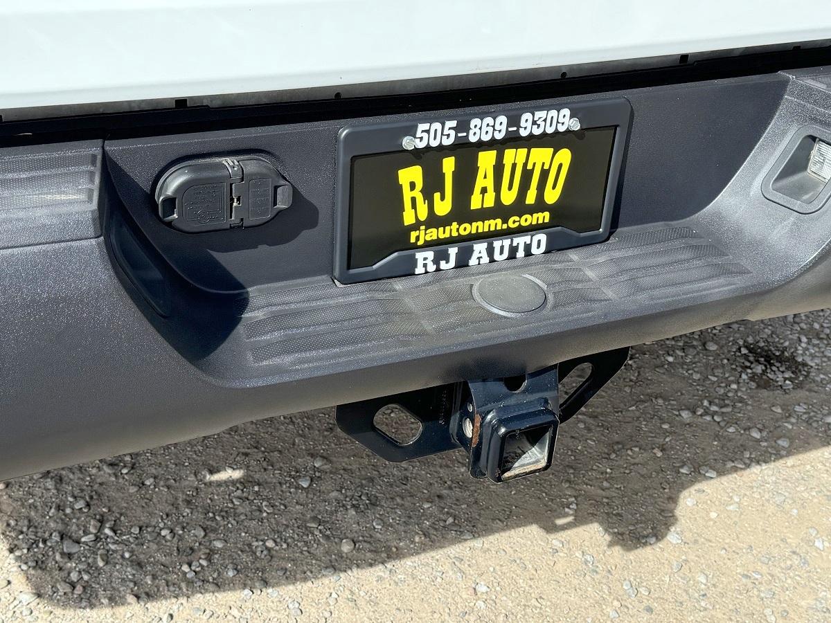 Toyota Tundra 2WD  2017