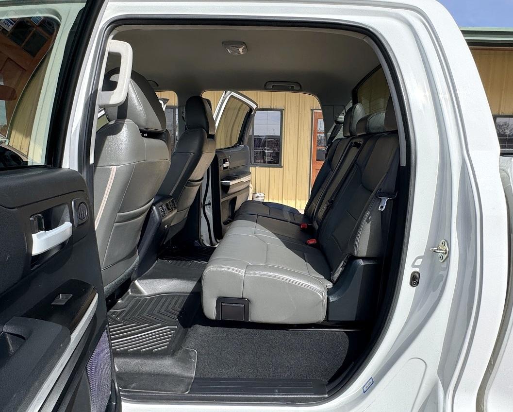 Toyota Tundra 2WD  2017