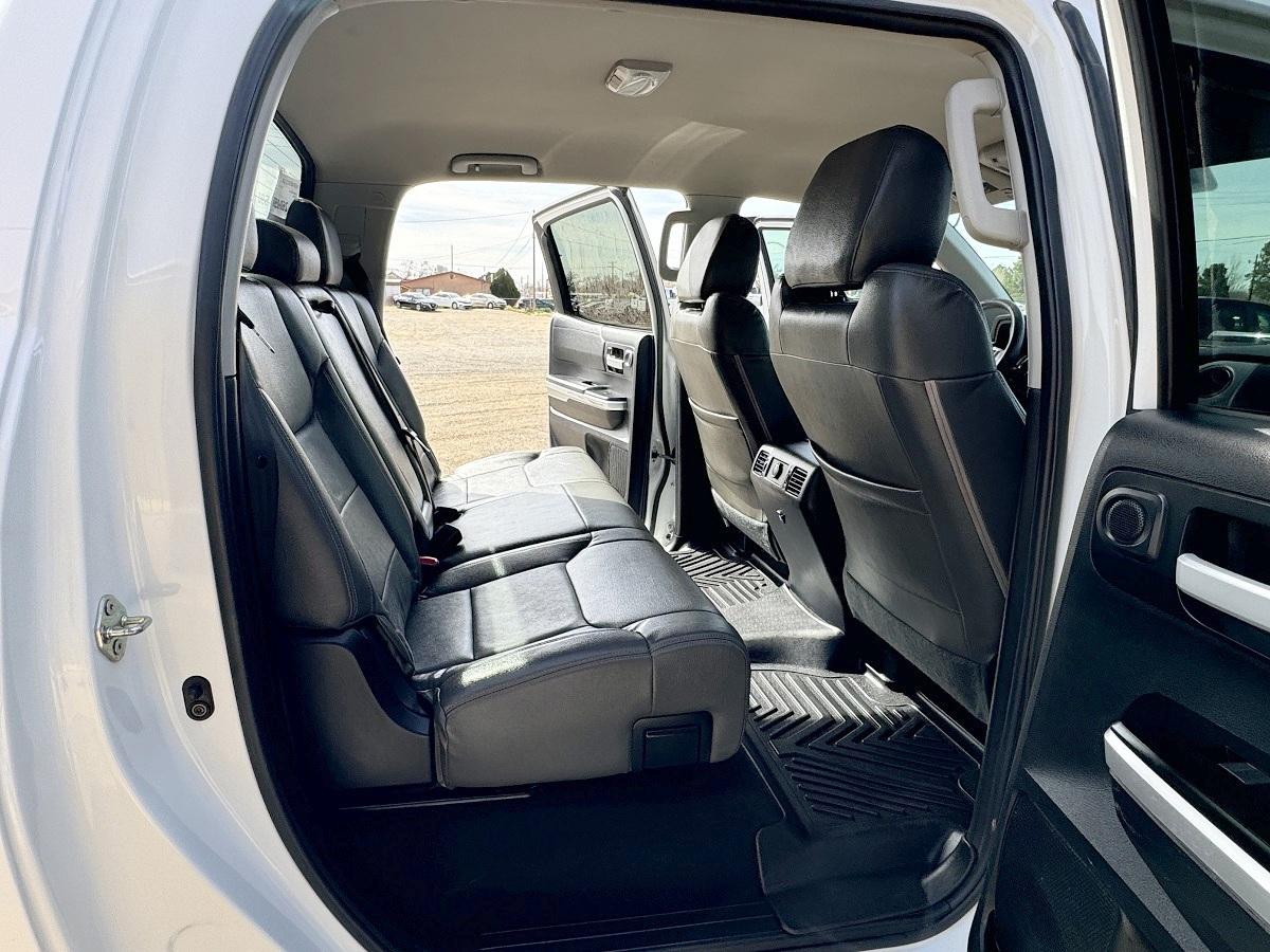 Toyota Tundra 2WD  2017