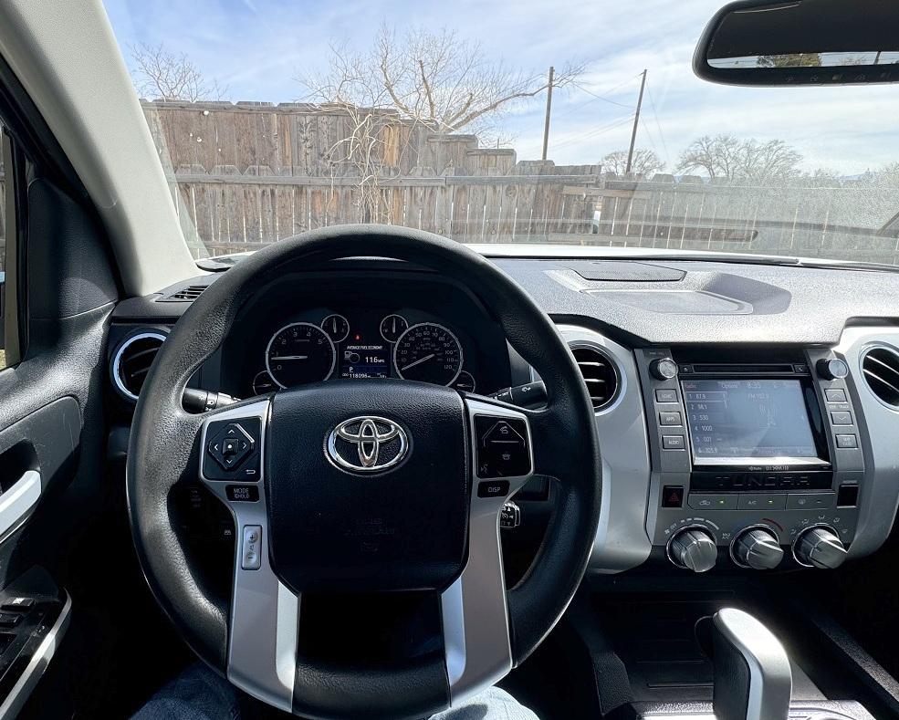 Toyota Tundra 2WD  2017