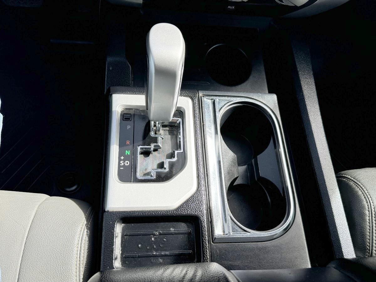 Toyota Tundra 2WD  2017