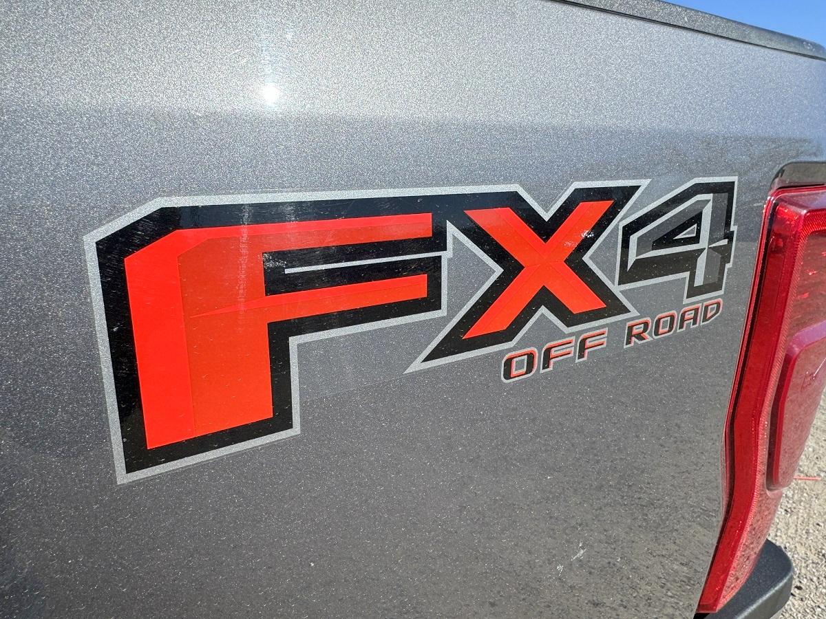 Ford Super Duty F-250 SRW  2022