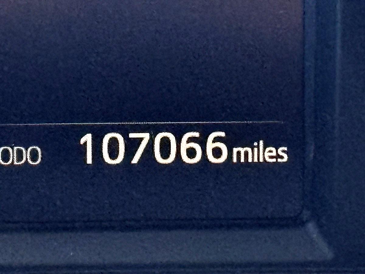 Toyota RAV4 LE FWD (Natl) 2018