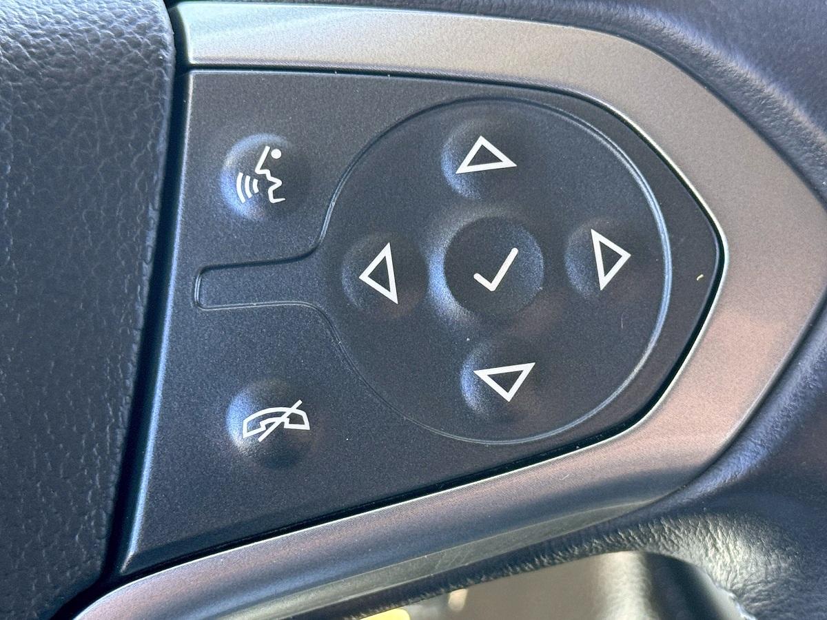 Chevrolet Silverado 1500 LT Crew Cab 2WD 2017