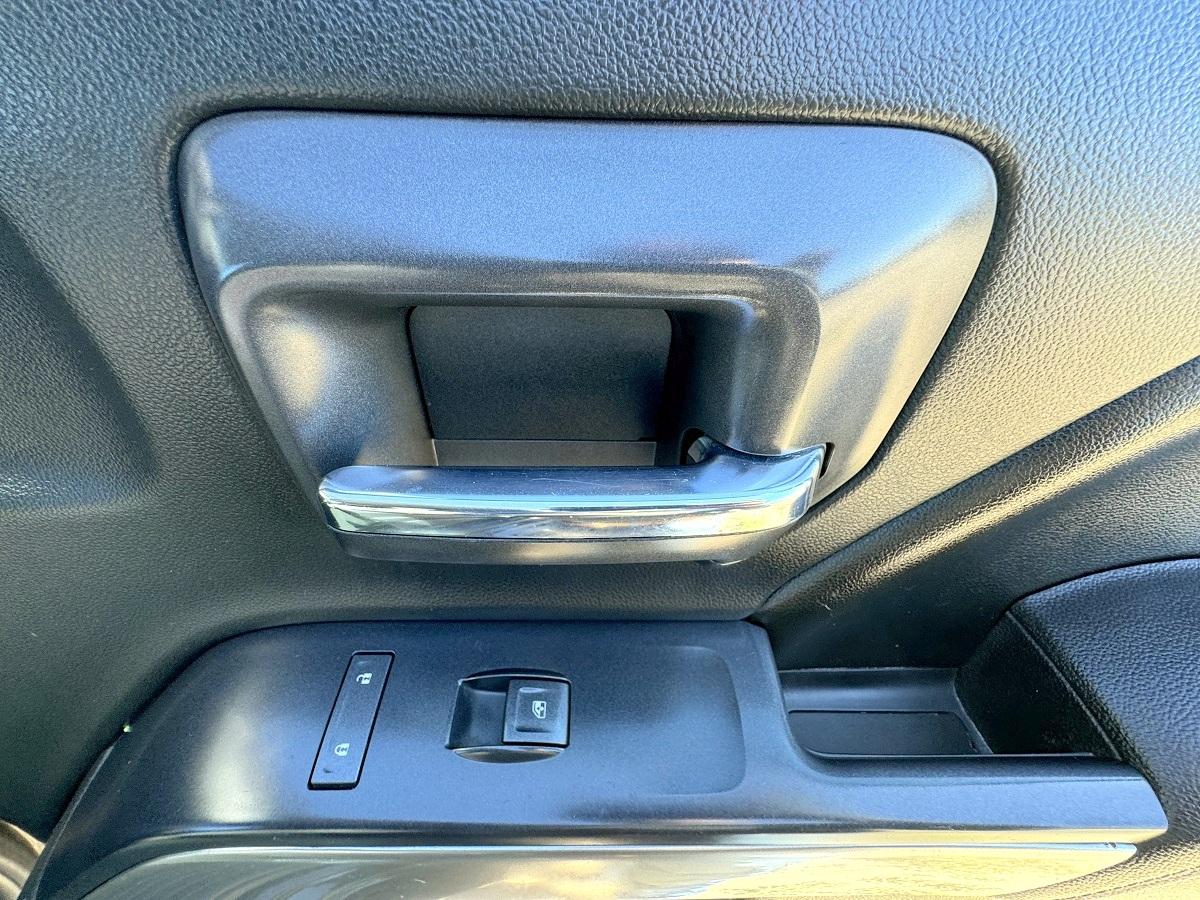 Chevrolet Silverado 1500 LT Crew Cab 2WD 2017