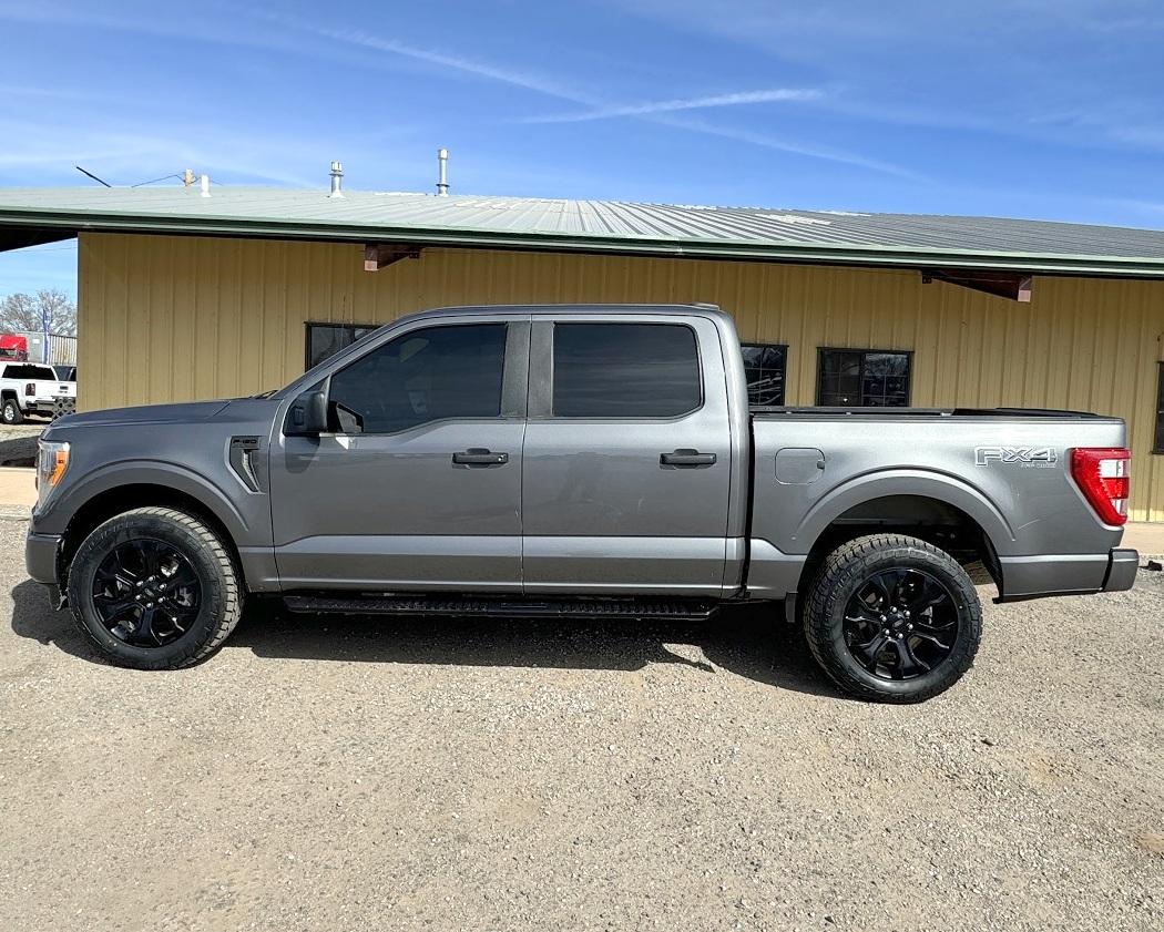Ford F-150  2022