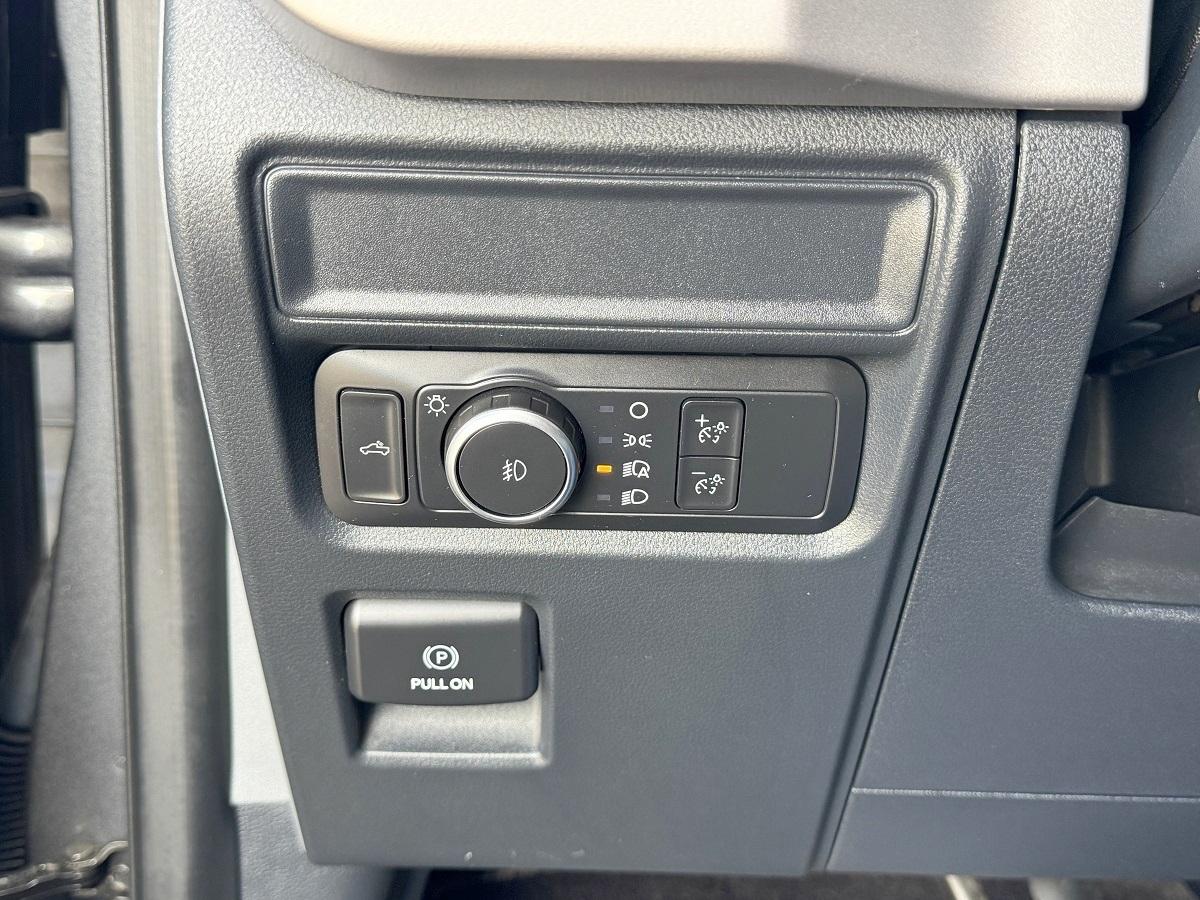 Ford F-150 XL 4WD SuperCrew 5.5' Box 2021