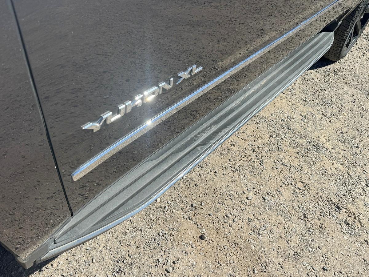 GMC Yukon XL 2WD 4dr SLT 2017