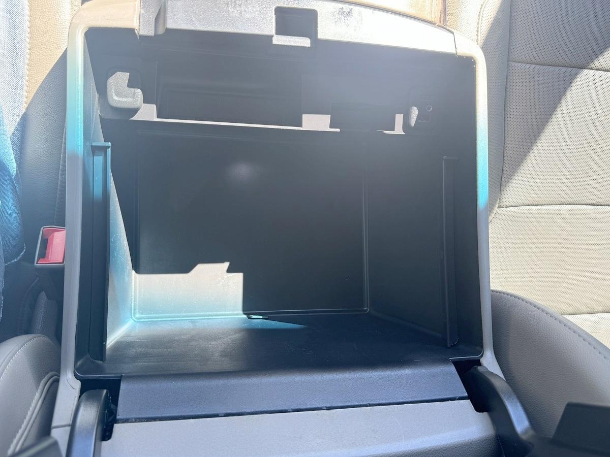 GMC Yukon XL 2WD 4dr SLT 2017