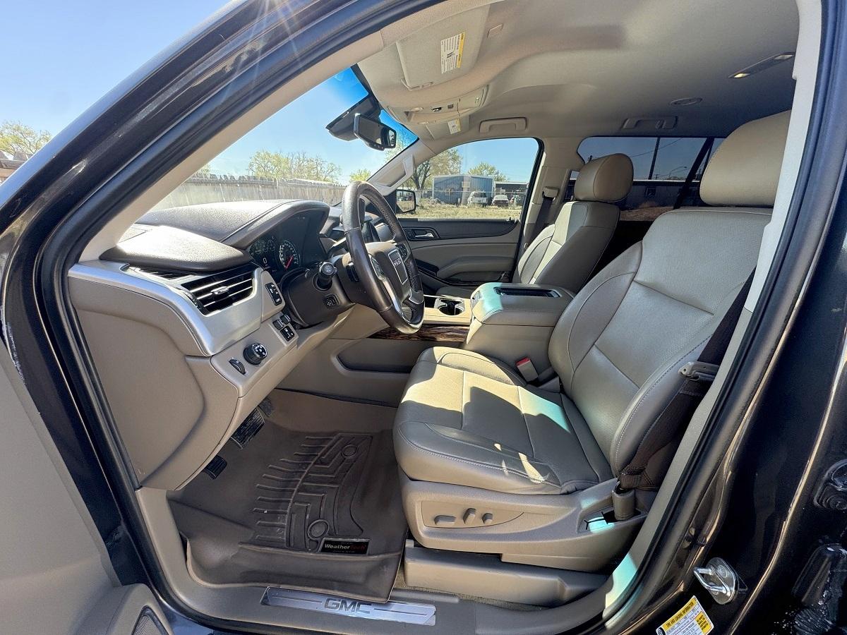 GMC Yukon XL 2WD 4dr SLT 2017