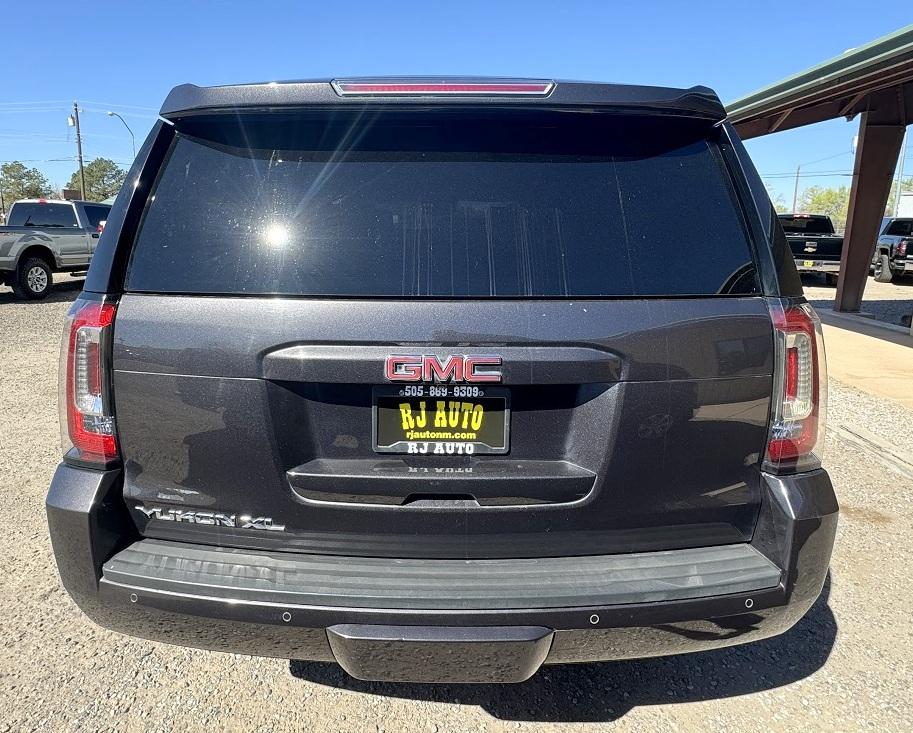 GMC Yukon XL 2WD 4dr SLT 2017