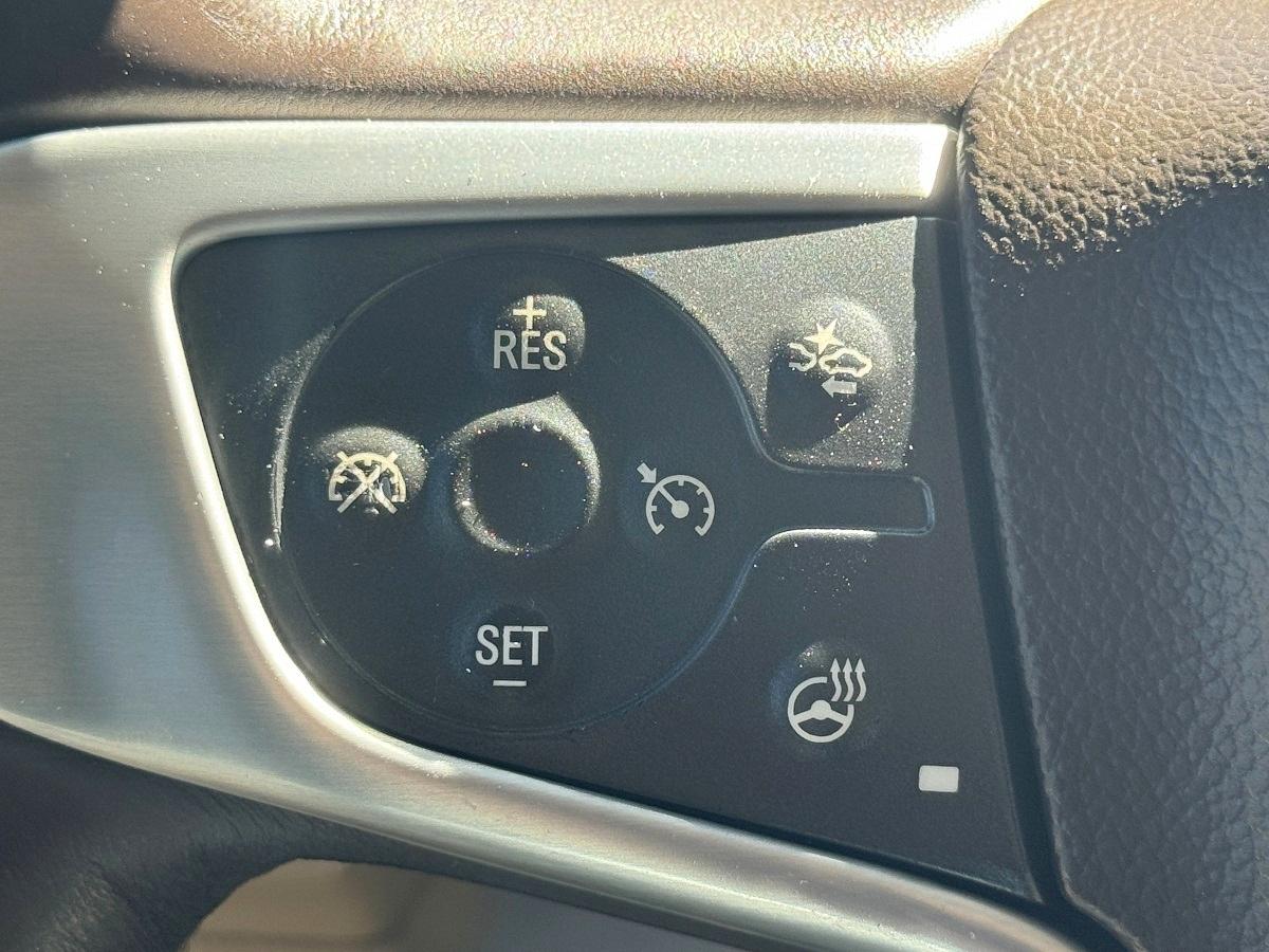 GMC Yukon XL 2WD 4dr SLT 2017