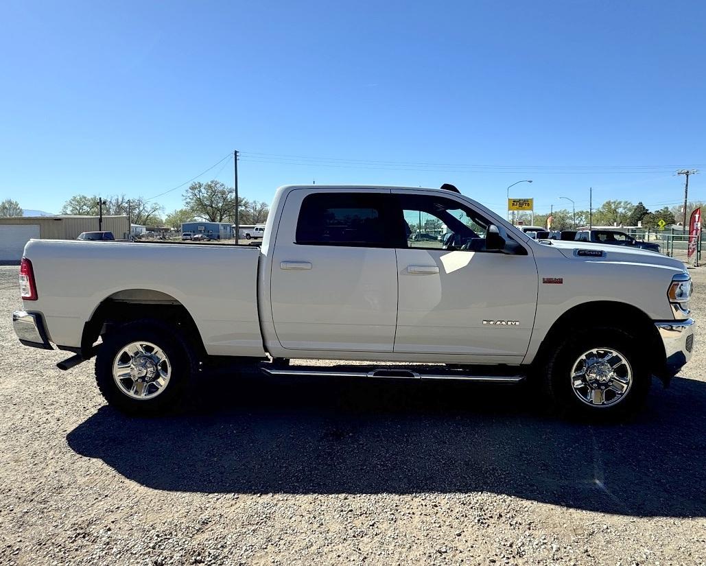 RAM 2500 Big Horn 4x4 Crew Cab 6'4" Box 2021