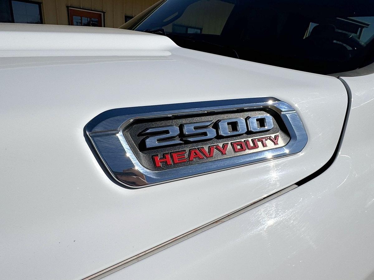 RAM 2500 Big Horn 4x4 Crew Cab 6'4" Box 2021