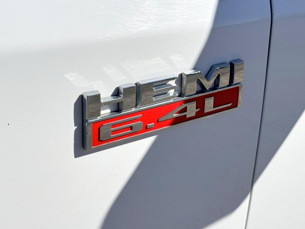 RAM 2500 Big Horn 4x4 Crew Cab 6'4" Box 2021