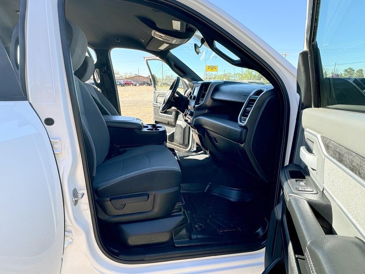 RAM 2500 Big Horn 4x4 Crew Cab 6'4" Box 2021