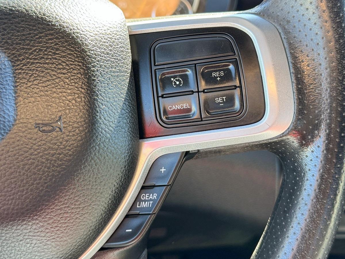 RAM 2500 Big Horn 4x4 Crew Cab 6'4" Box 2021