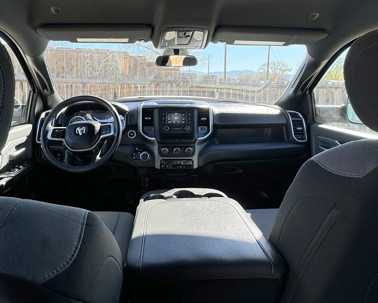 RAM 2500 Big Horn 4x4 Crew Cab 6'4" Box 2021