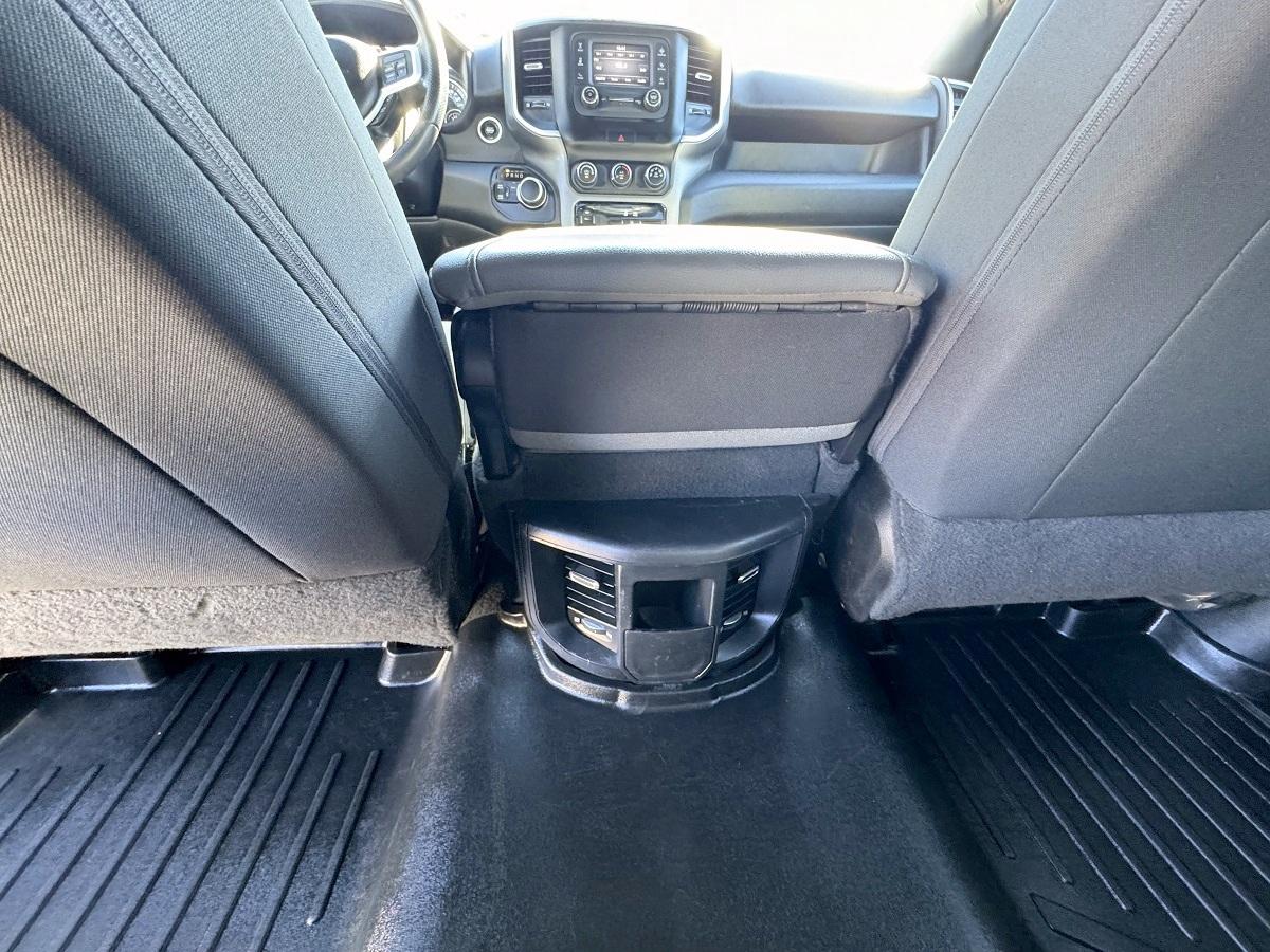 RAM 2500 Big Horn 4x4 Crew Cab 6'4" Box 2021