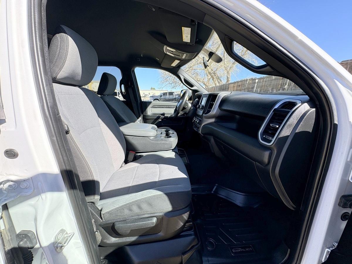 RAM 2500 Big Horn 4x4 Crew Cab 6'4" Box 2021