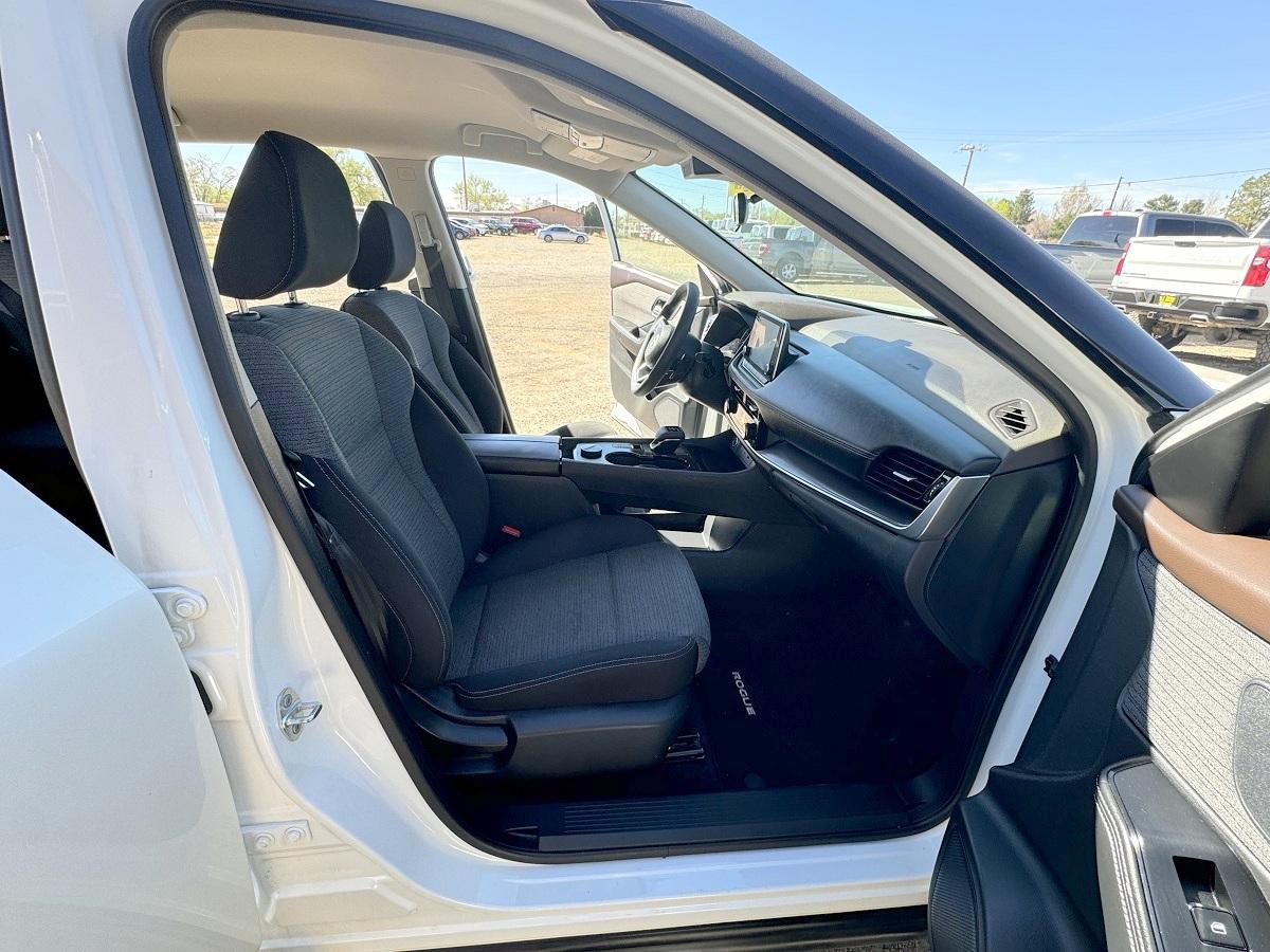 Nissan Rogue AWD SV 2021